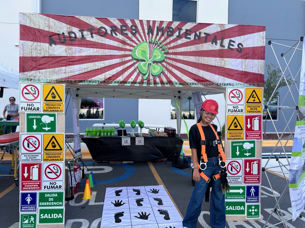 Participación como proveedores de seguridad y medio ambiente en la feria de la seguridad en Reynosa.